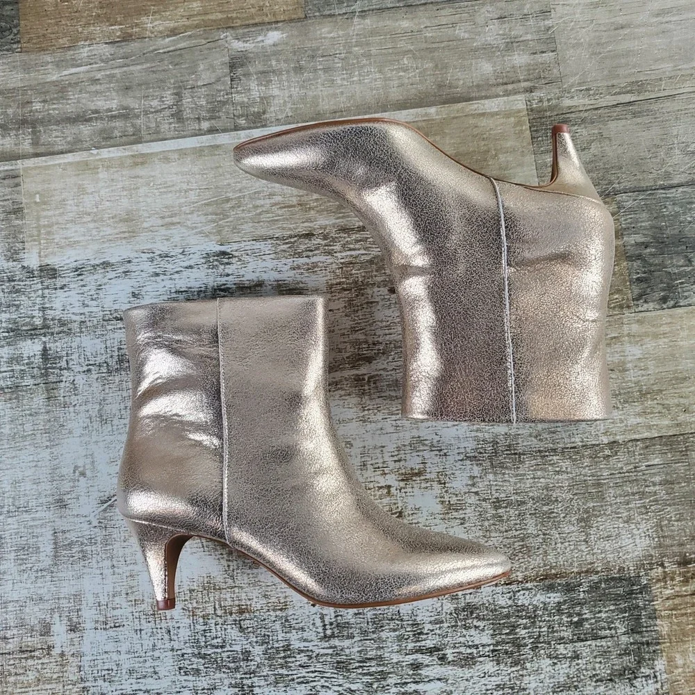 Dolce Vita Dee Womens Mid-Calf Bootie Sz 7 Platinum Distress Leather kitten Heel